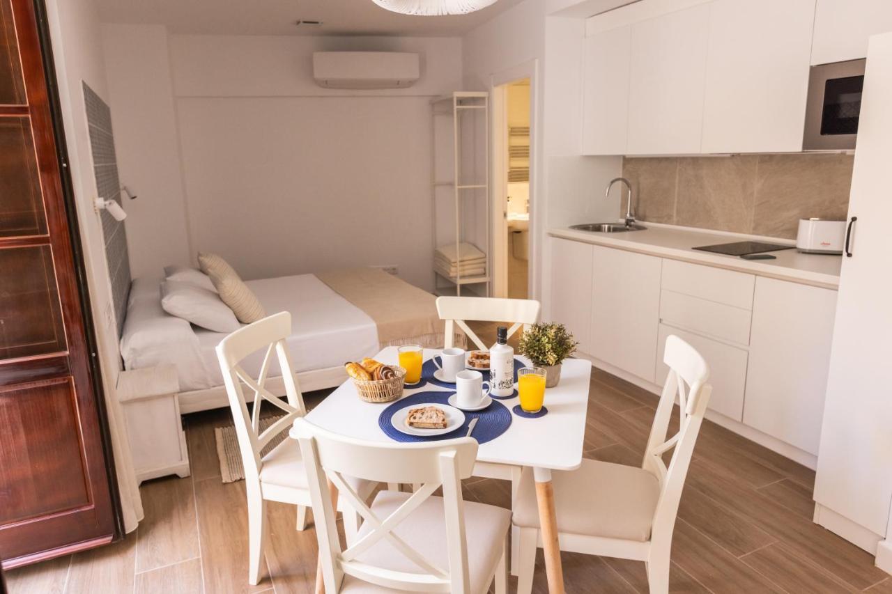 Apartamento Especeria Blue By #Cuatrocallesflats Малага Экстерьер фото